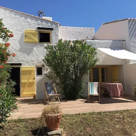 Maison A Ile De Noirmoutier Avec Acces Direct A La