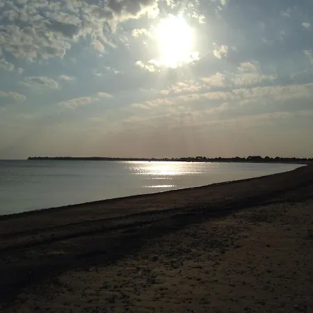 Maison A Ile De Noirmoutier Avec Acces Direct A La *